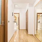Isaran 2d3e Apartament Brașov